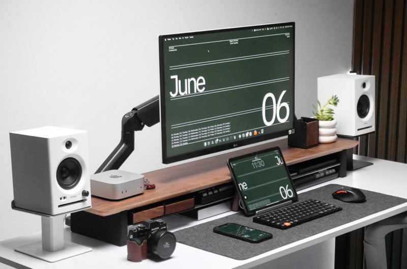How Tall Should a Desk Shelf Be