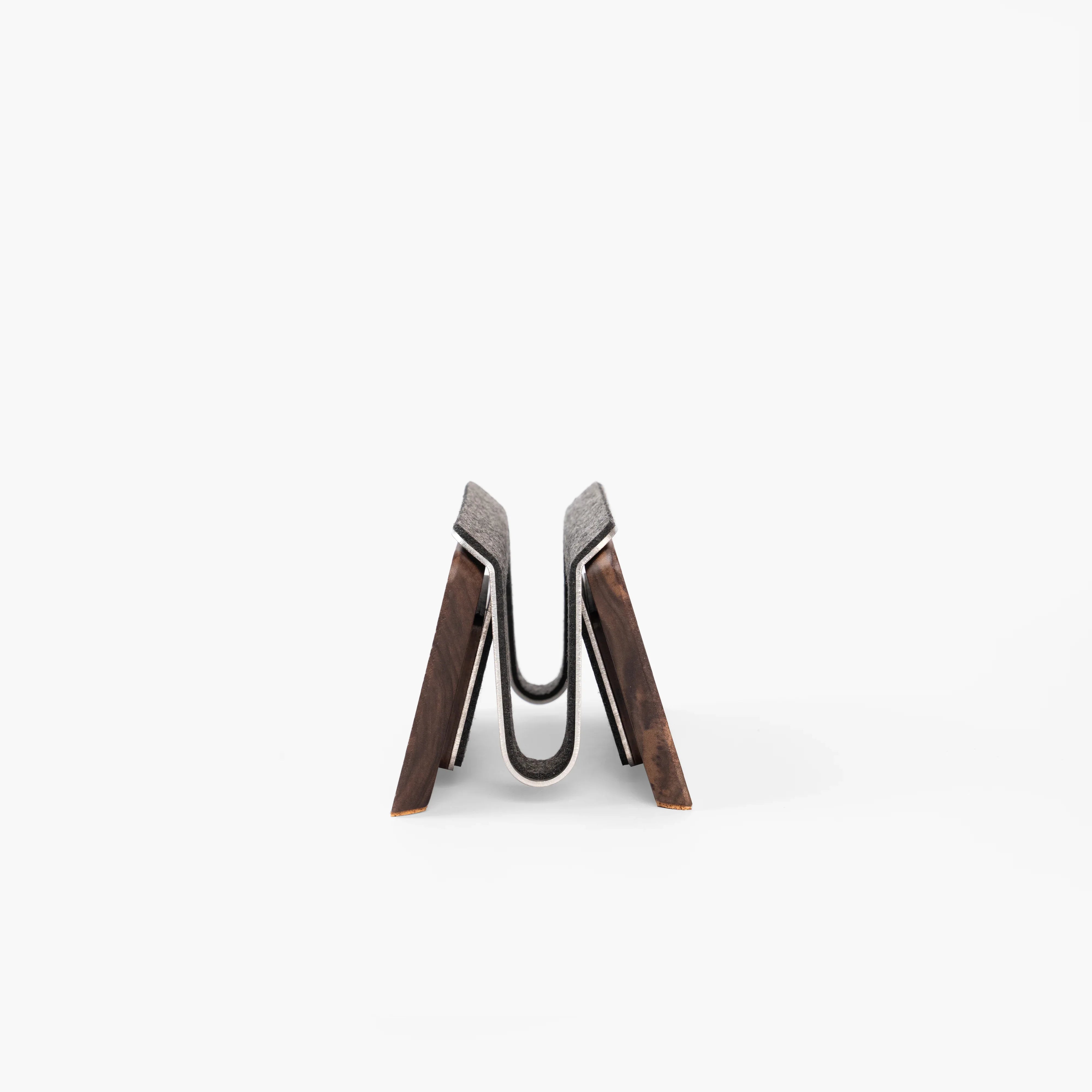 Laptop Dock v2.0 | For MacBook & Ultrabooks