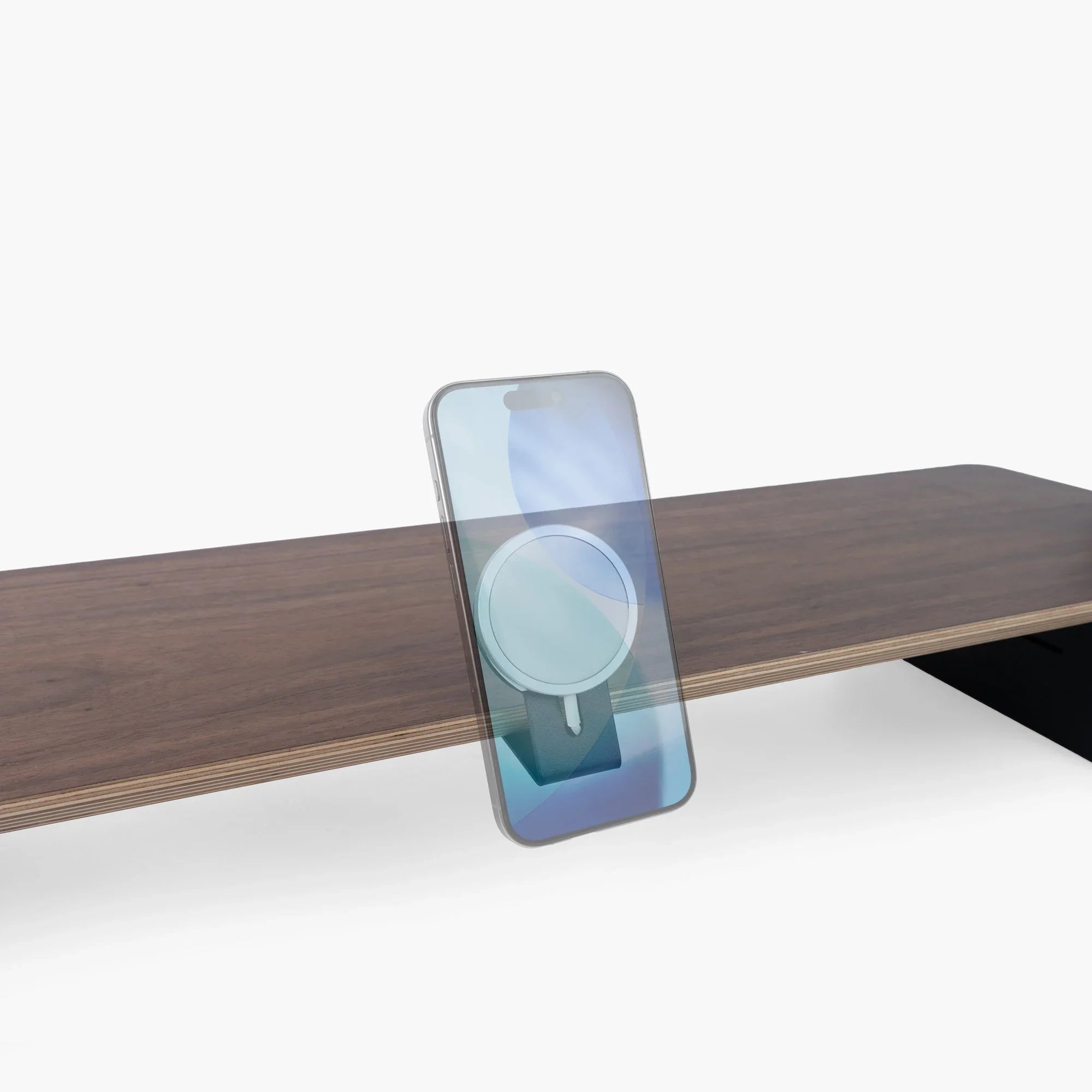 MagSafe Holder | The Modular