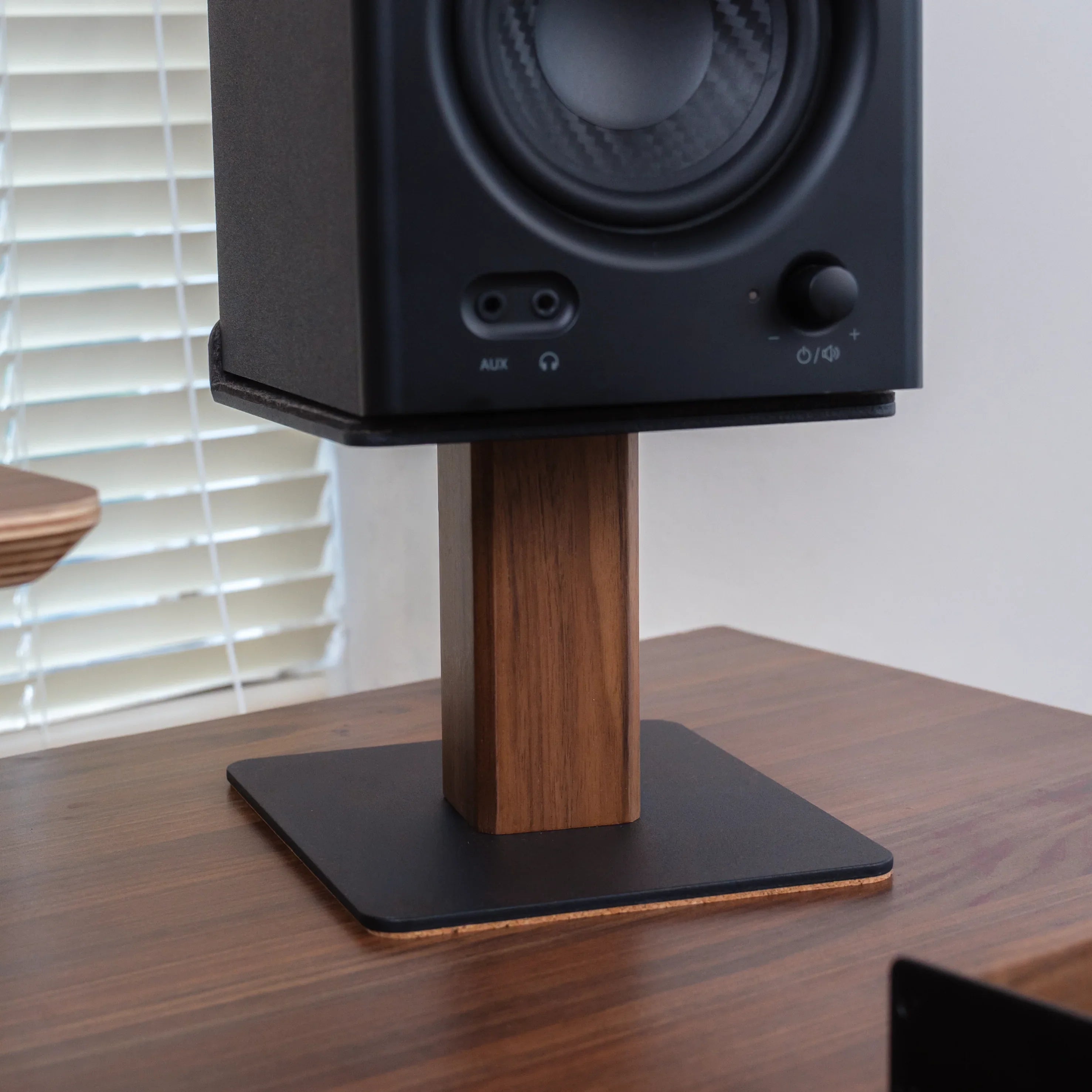 Speaker Stands v2.0