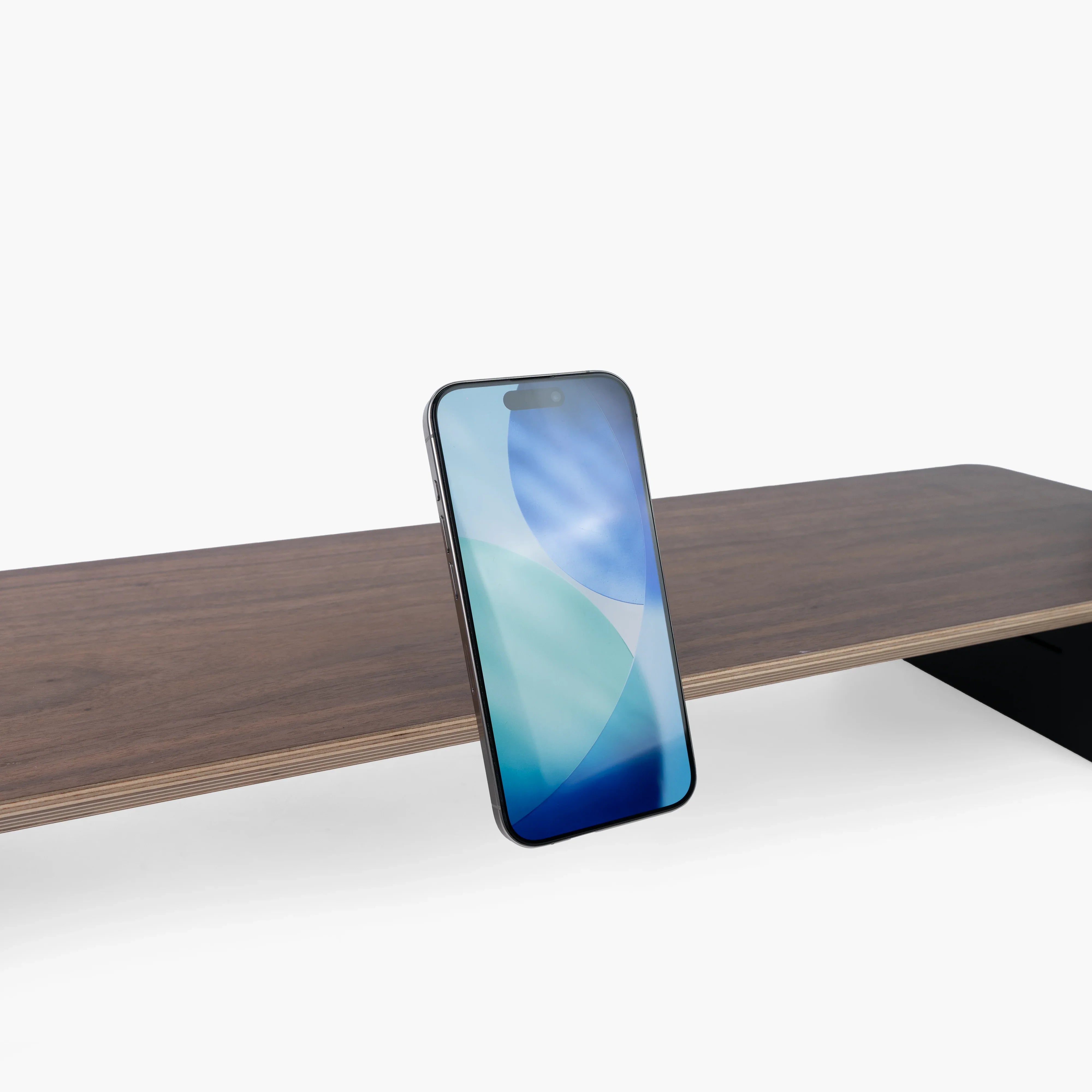 MagSafe Holder | The Modular