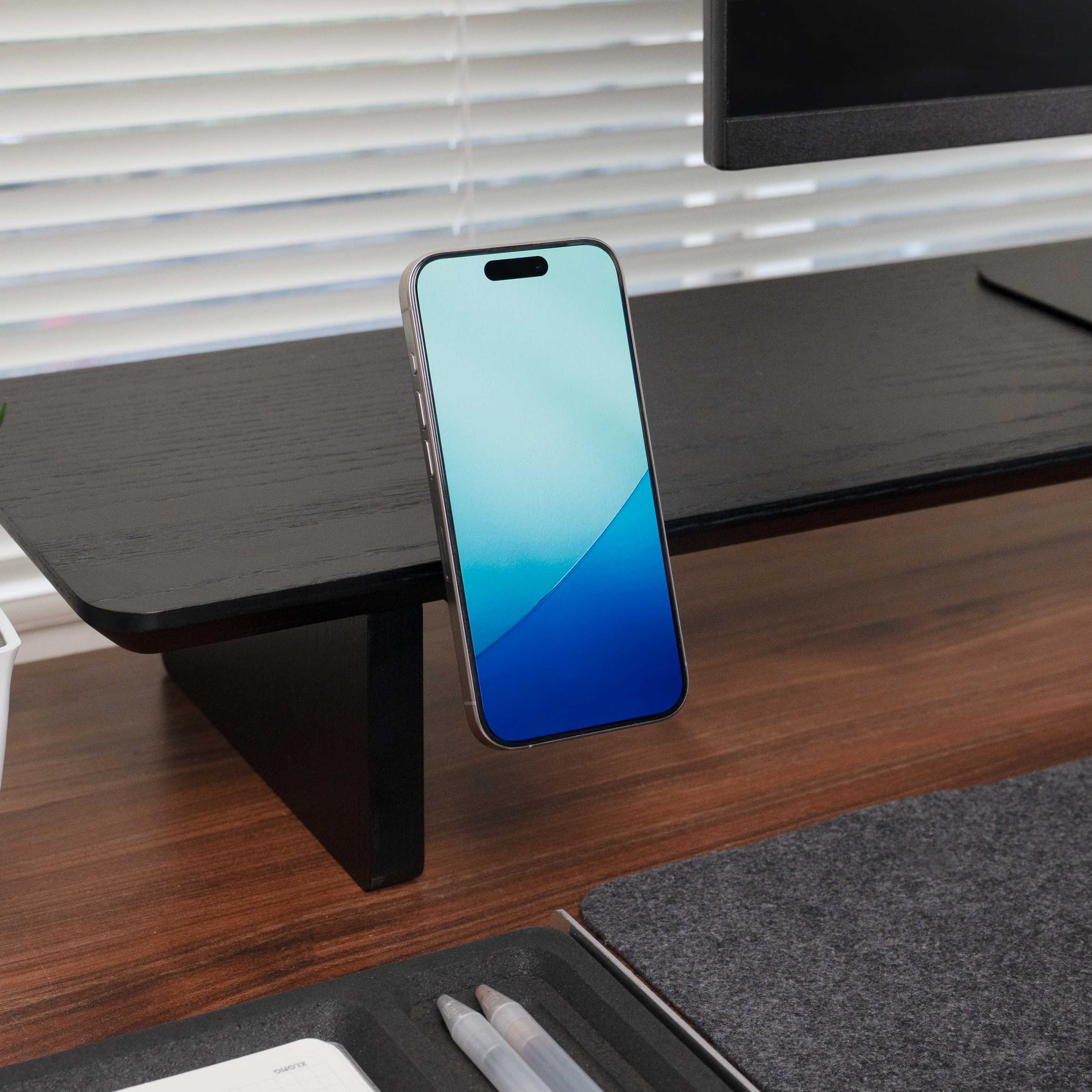 MagSafe Holder | The Modular