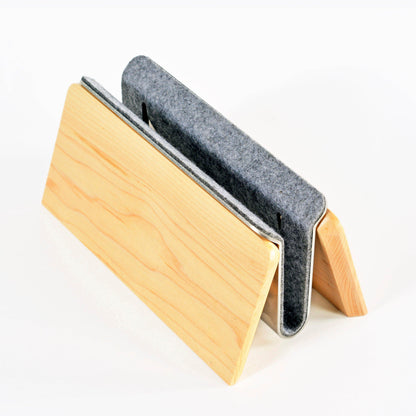 Vertical Laptop Stand v2.0 | Walnut - Spacet
